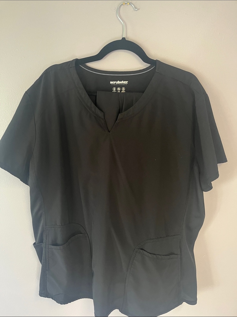 Scrubstar Black V-Neck Medical Scrub Set